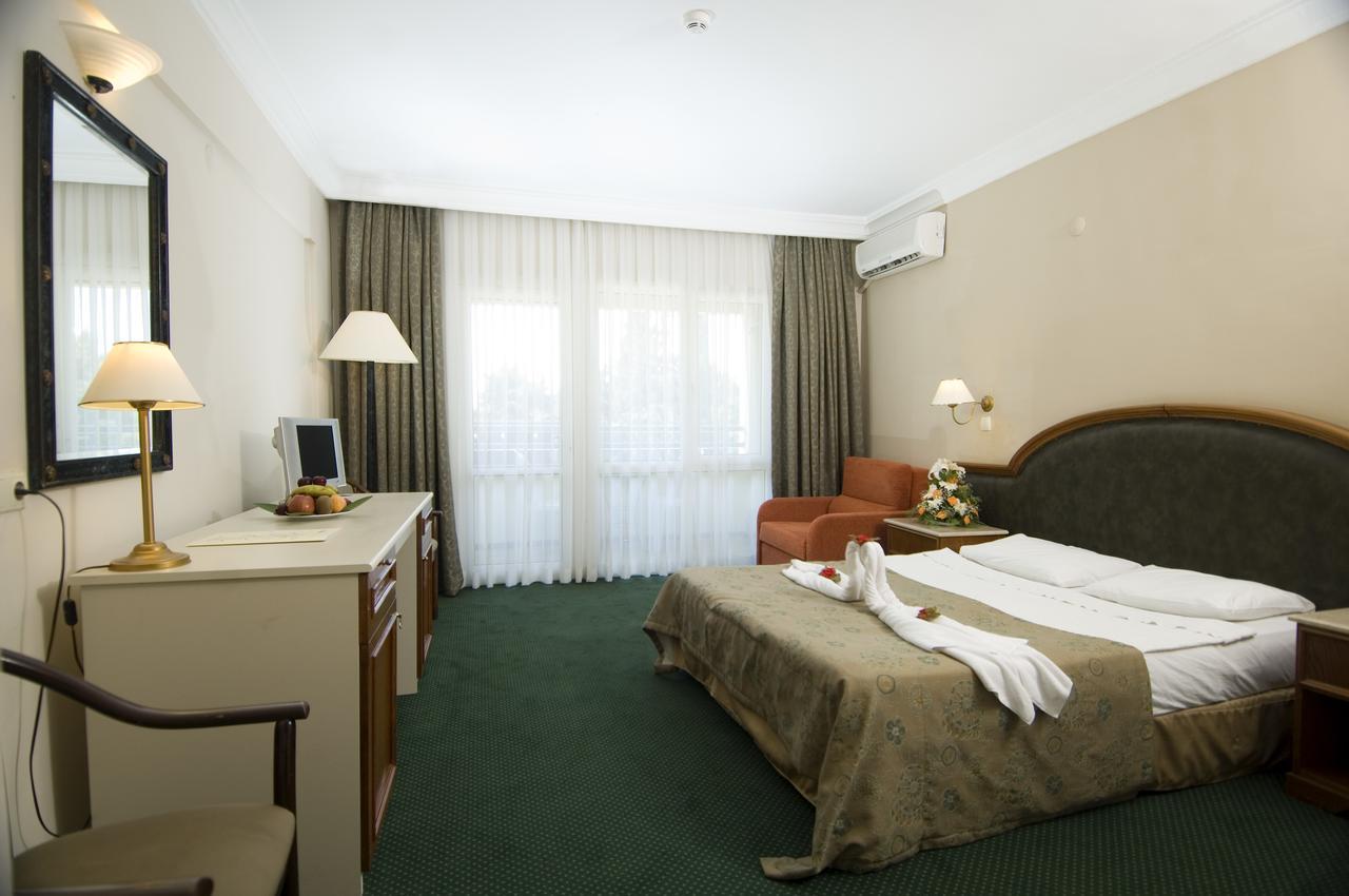 La Santa Maria Hotel Кушадасы Экстерьер фото